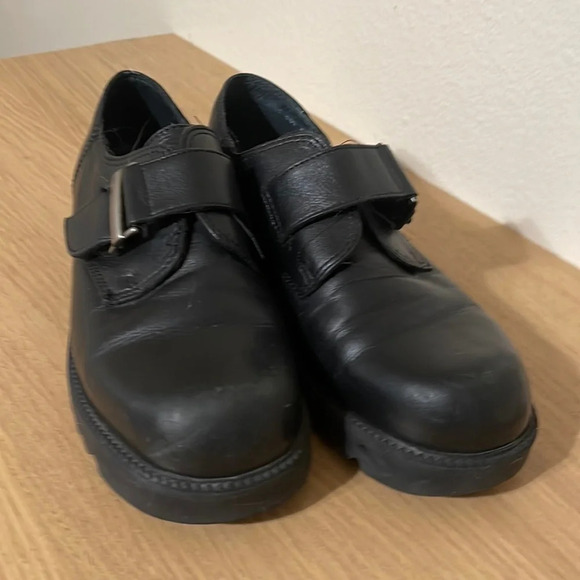 Vintage 90s Aposthrophe Black Leather Chucky Shoes with buckle size 6.5 - Picture 15 of 16